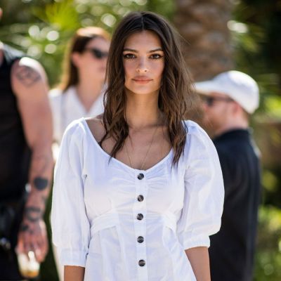 Festival-Frisuren 2018: Emily Ratajowski mit Beach Waves beim Coachella