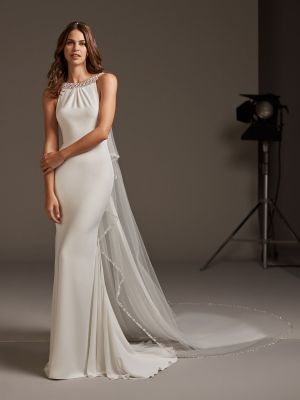 Belinda, Pronovias