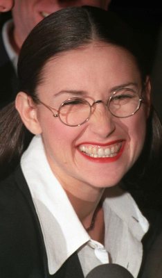 Demi Moore, 1990