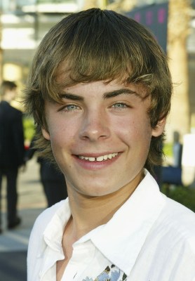 Zac Efron, 2004