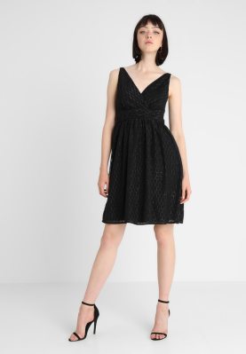Kleid von Vero Moda Kleid von Vero Moda