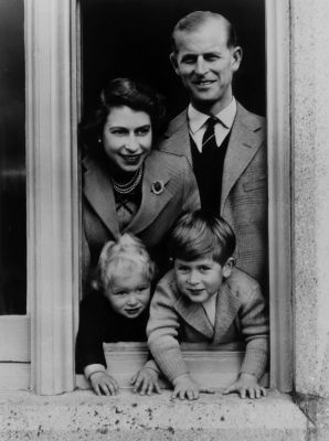 Die Familie, 1952
