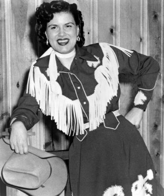 1961: "I Fall to Pieces" von Patsy Cline