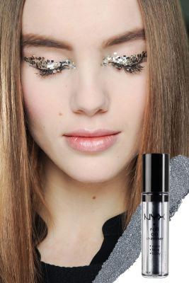 NYX Roll-On Shimmer Platinum, 6,99 €, gesehen bei Douglas