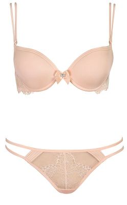 Champagnerfarbener BH und String von Lisca, 54,90 € und 29,90 €