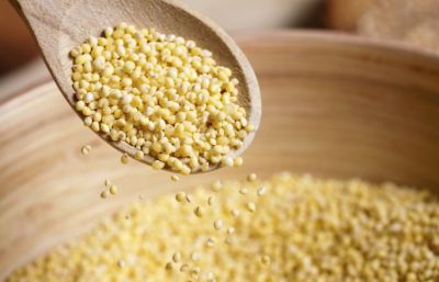 Getreide: Hirse, Roggen, Quinoa, brauner Reis