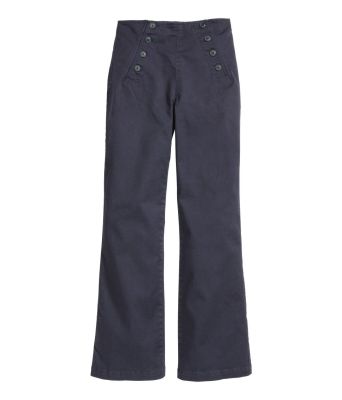 Ausgestellte Hose von H&M, 29,99 €