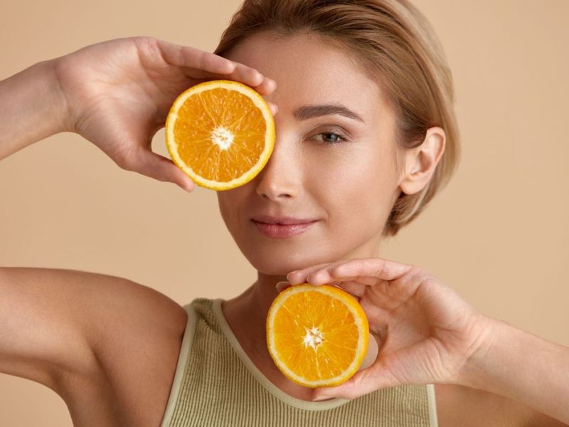 Vitamin C in der täglichen Hautpflege.