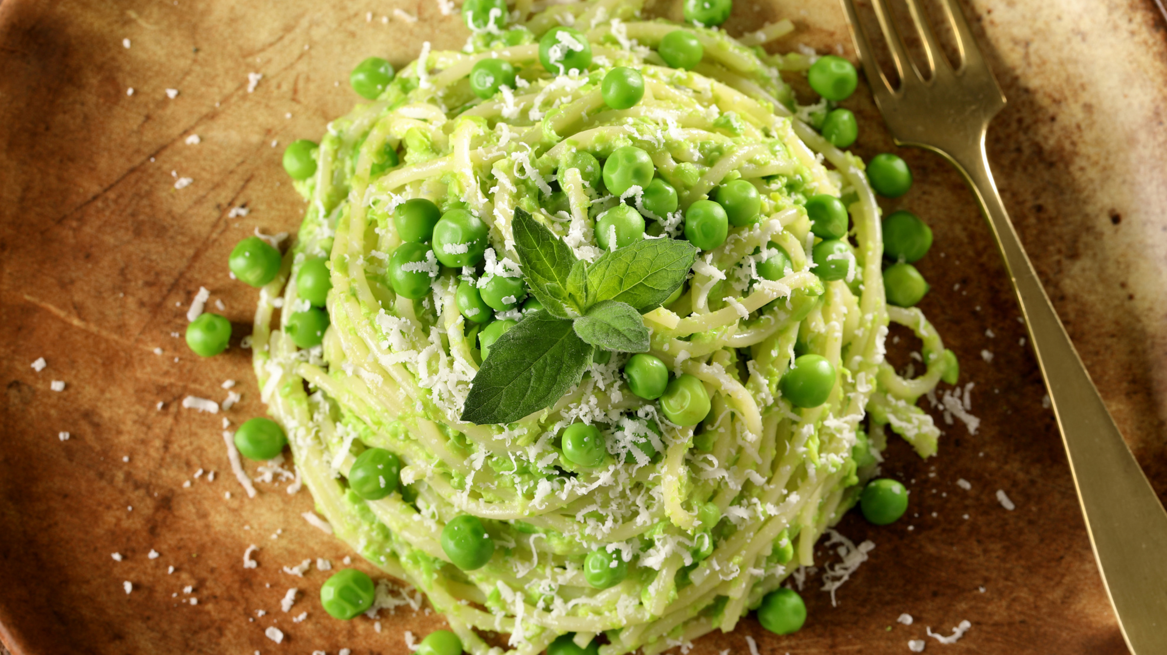 Pasta-Piselli-Geniales-Feierabendrezept-fertig-in-20-Minuten-