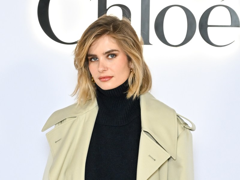 Xenia Adonts mit neuer Trendfrisur Boyfriend Bob
