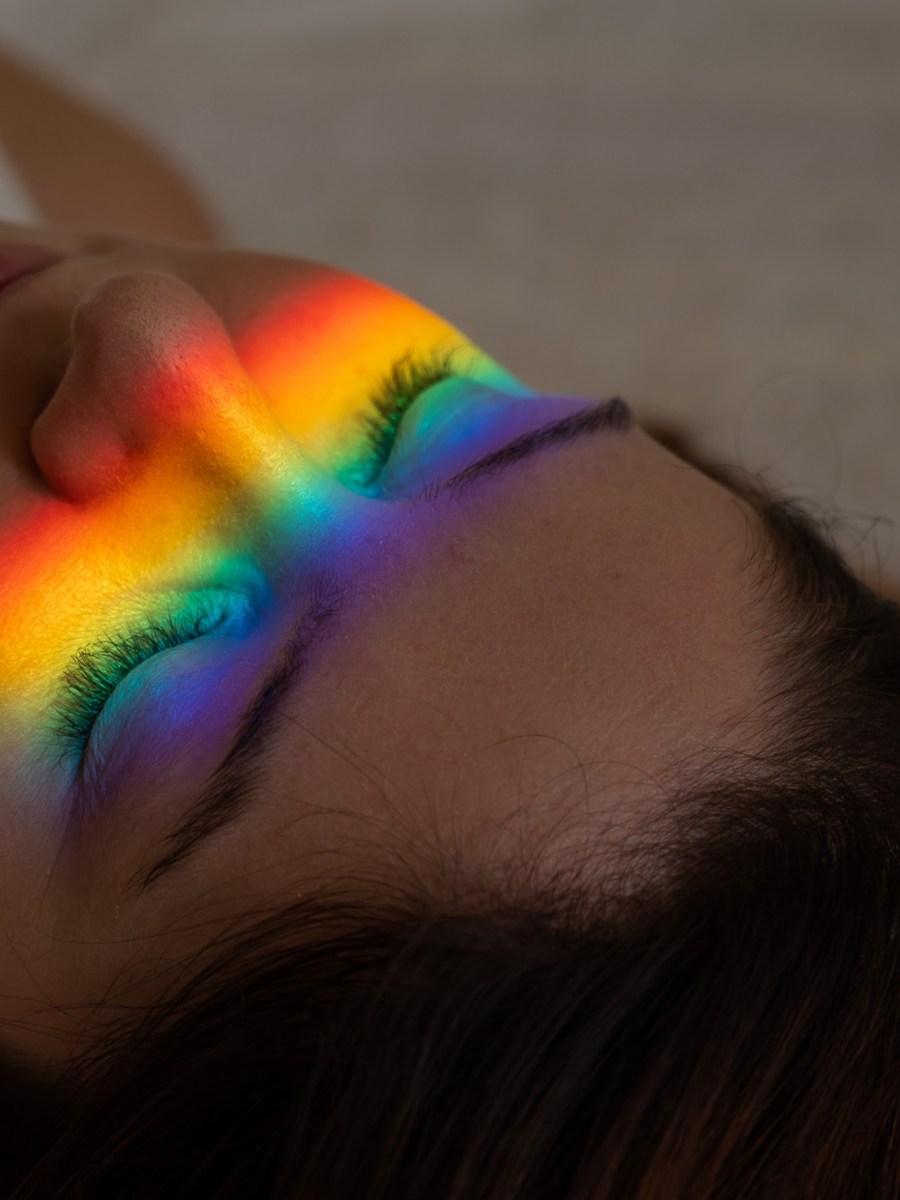 Selbsthass statt Selbstliebe: Internalisierte Queerfeindlichkeit