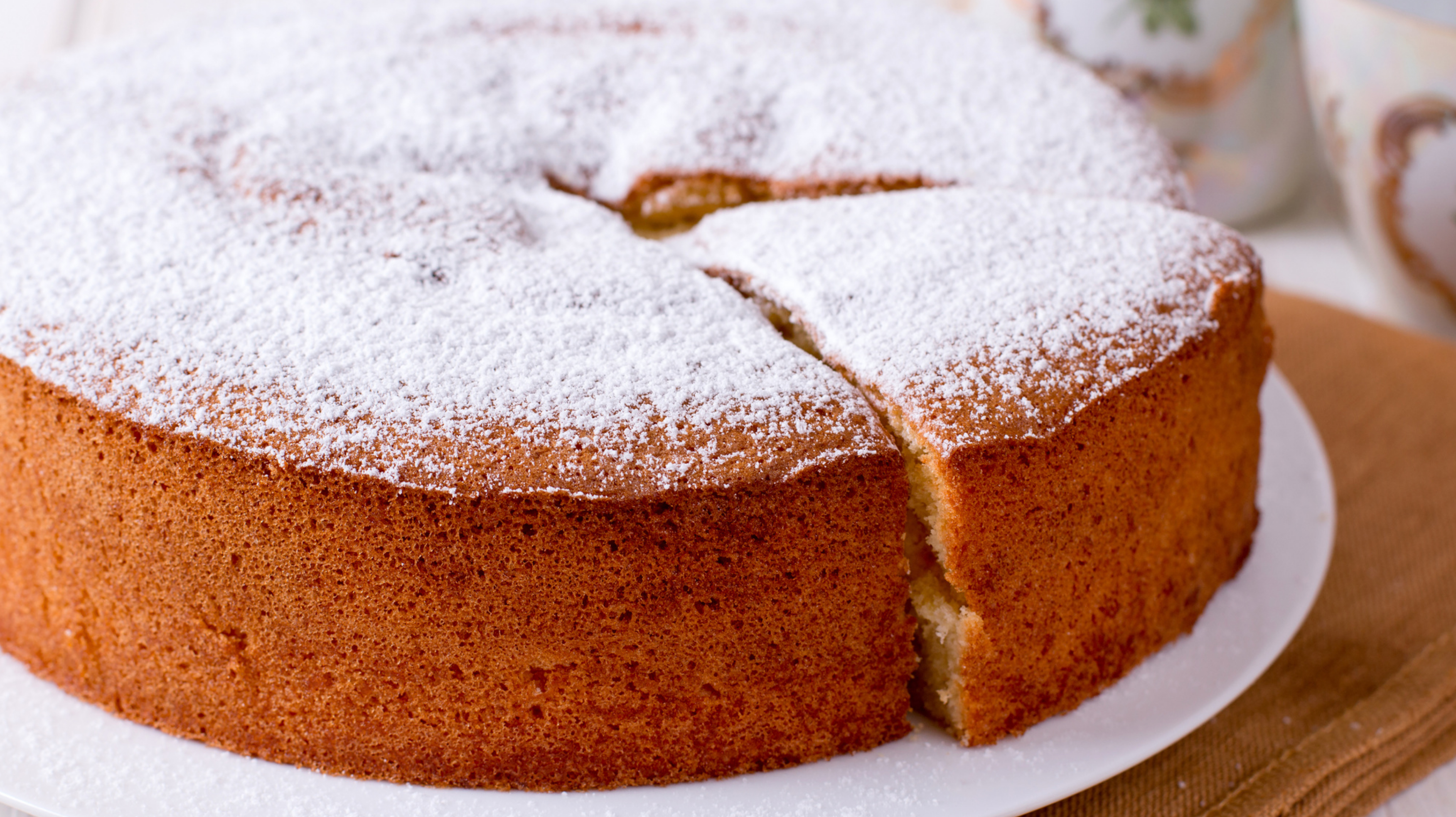 Пышный бисквит. Марципановый торт бисквитный. Torta Round Pan.