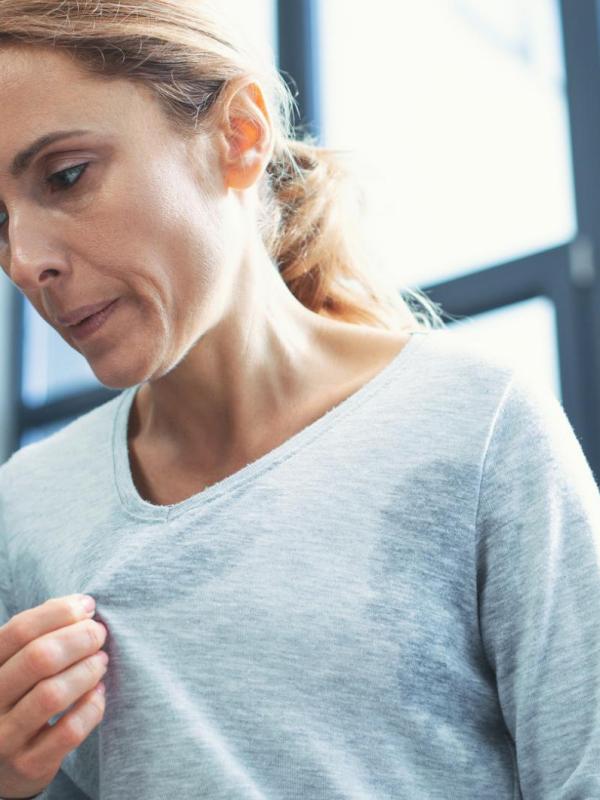 Nicht nur wegen Hitze: Kaum jemand weiß, warum wir auch bei Stress schwitzen