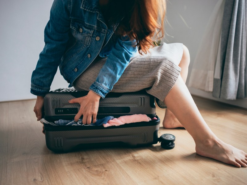 Dein Handgepäck wird zu schwer? Dann ist dieser TikTok-Travel-Hack genau das Richtige für dich.
