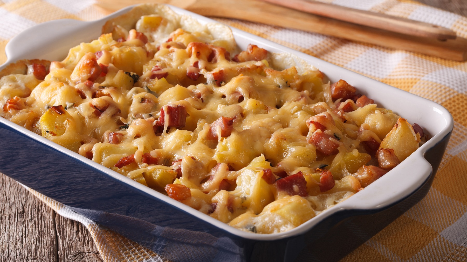 Elsässer Flammkuchen-Auflauf: Deftiges zum Abendessen - gofeminin