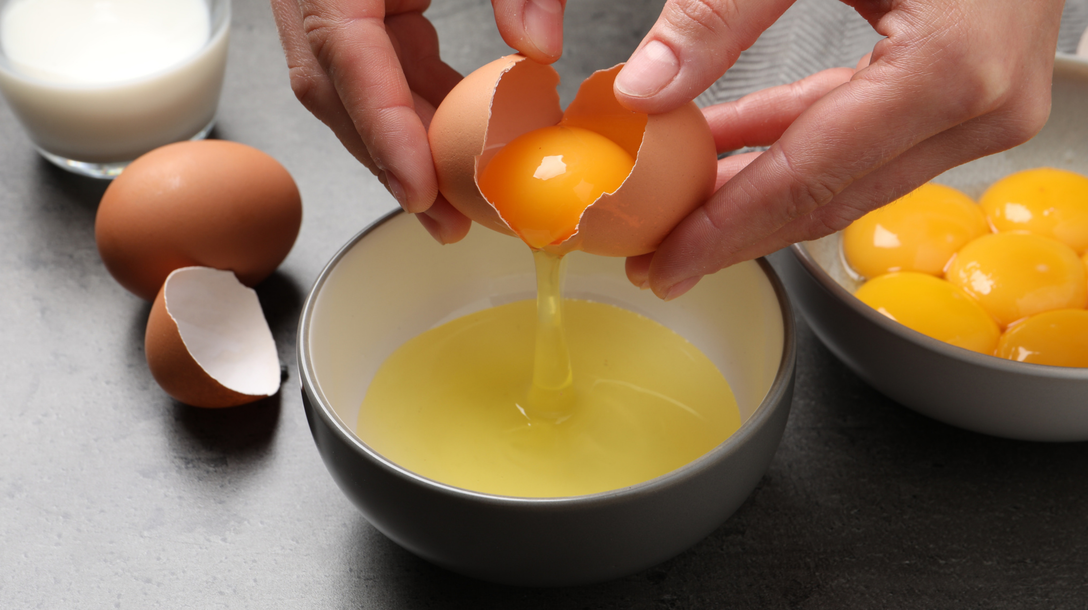 Eier-trennen-ohne-Sauerei-5-Tricks-die-wirklich-funktionieren