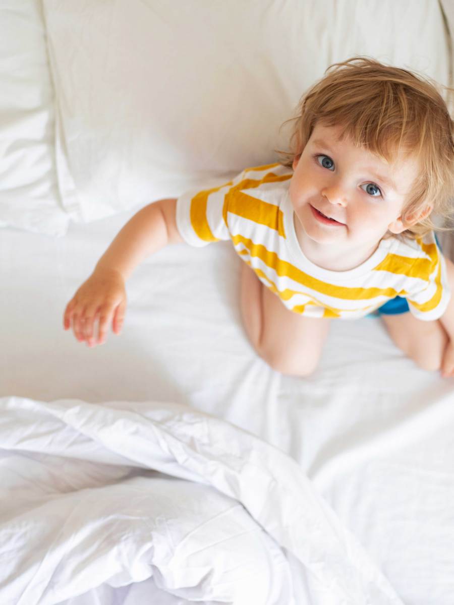 Hilfe für Eltern: 4 Tipps, damit Kinder morgens länger schlafen