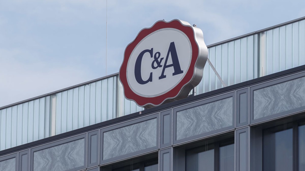 C&A Logo auf einem Store