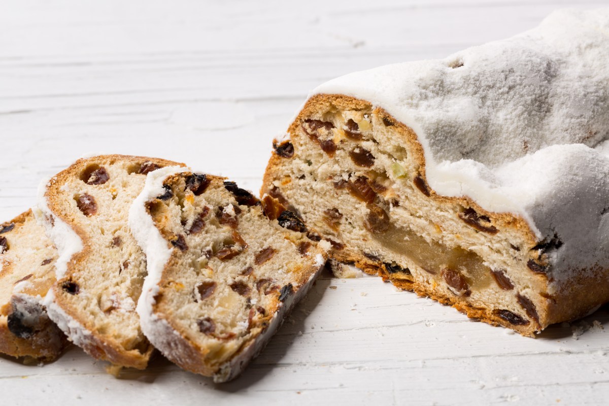 Marzipan Stollen in Scheiben