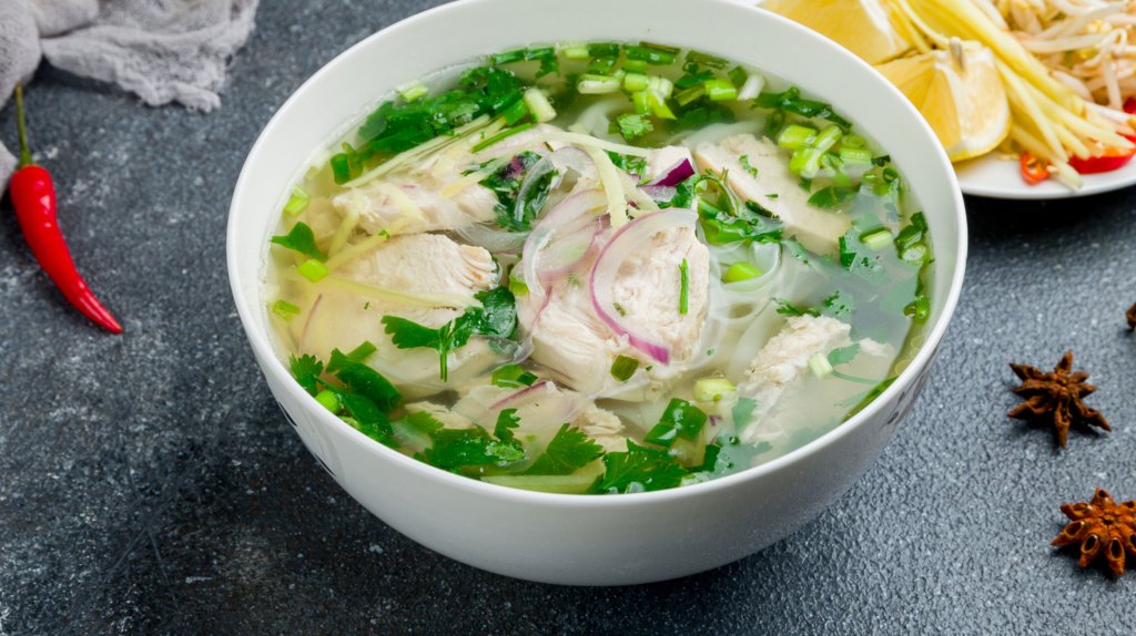 Pho ga: Einfaches Rezept für die vietnamesische Hühnersuppe