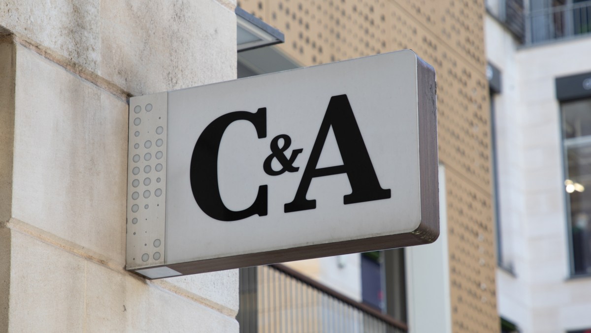 C&A Logo Schild