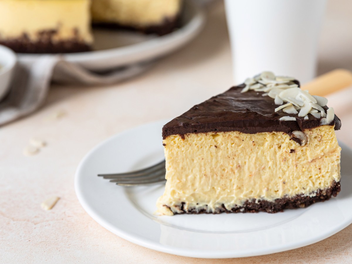 Kennst du „Schaum-Kuchen“? Dieser Kuchen ohne Backen ist fluffig wie eine Wolke
