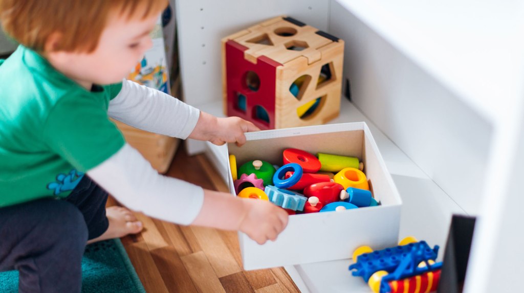 Erziehung: 5 Vorteile, die Kinder haben, die alleine spielen können