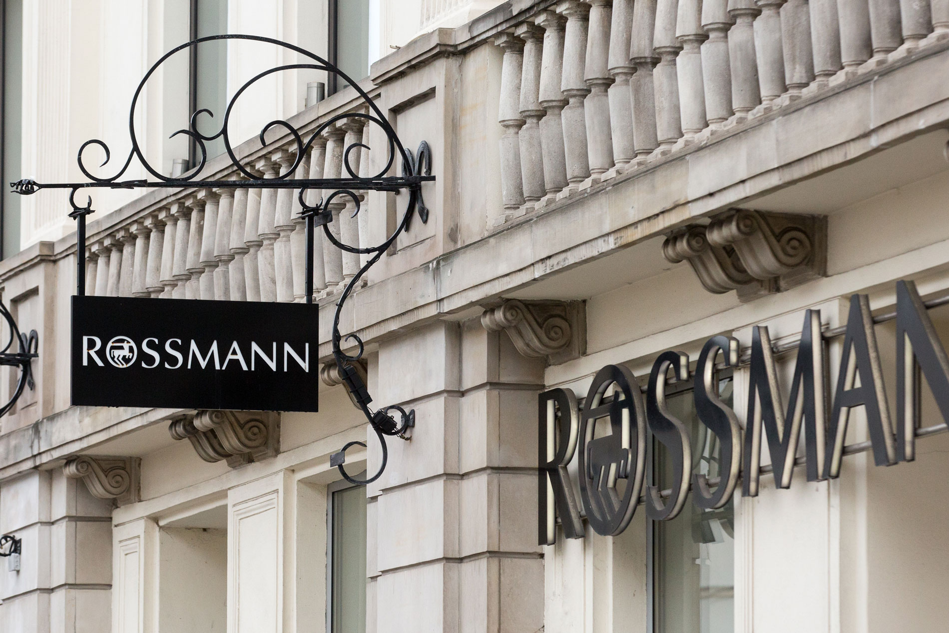 Duftstar-pr-miert-Dieses-Parfum-riecht-wie-ein-Limoncello-Spritz-und-gibt-s-bei-Rossmann
