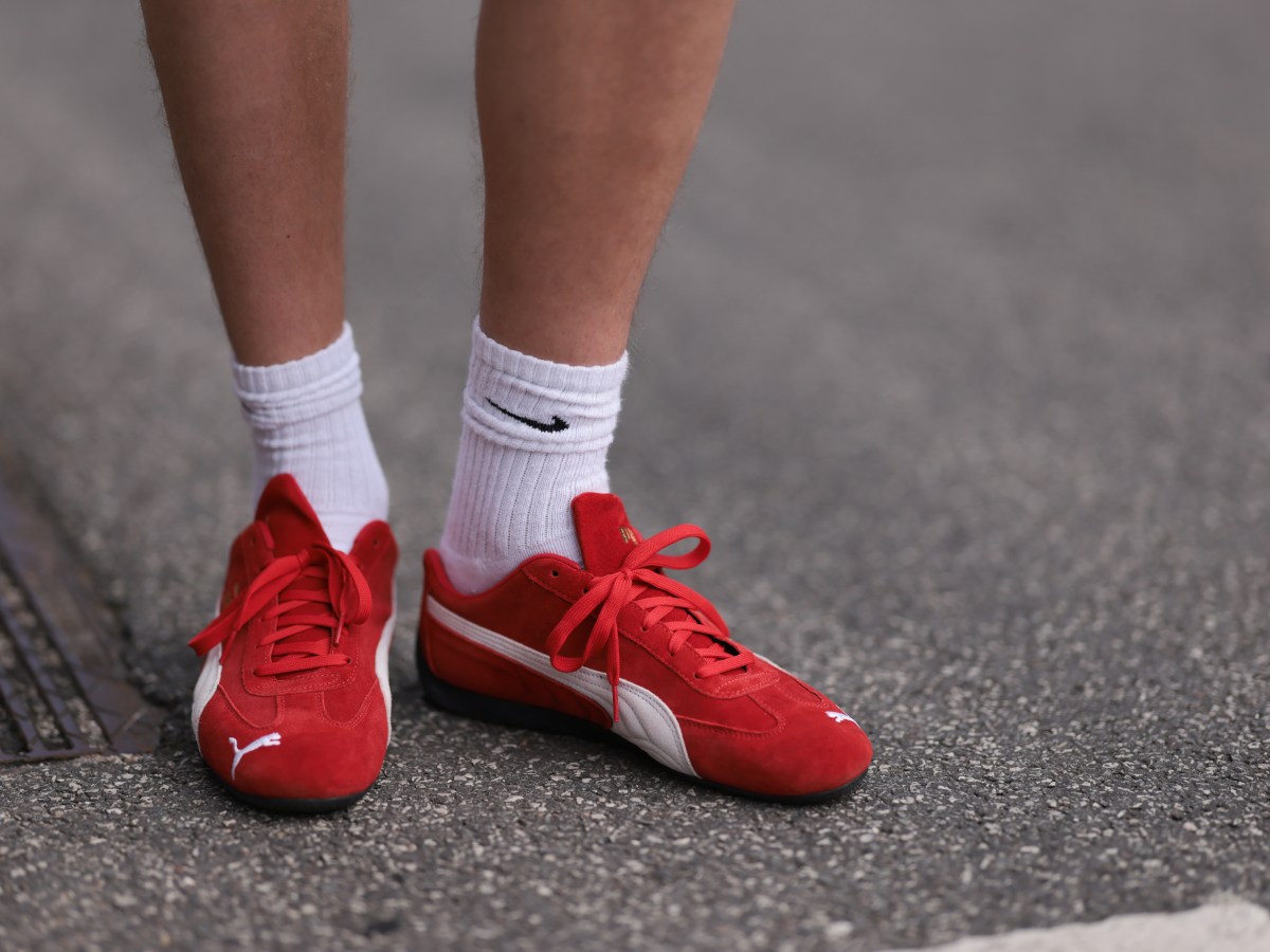 Rote Puma Sneaker