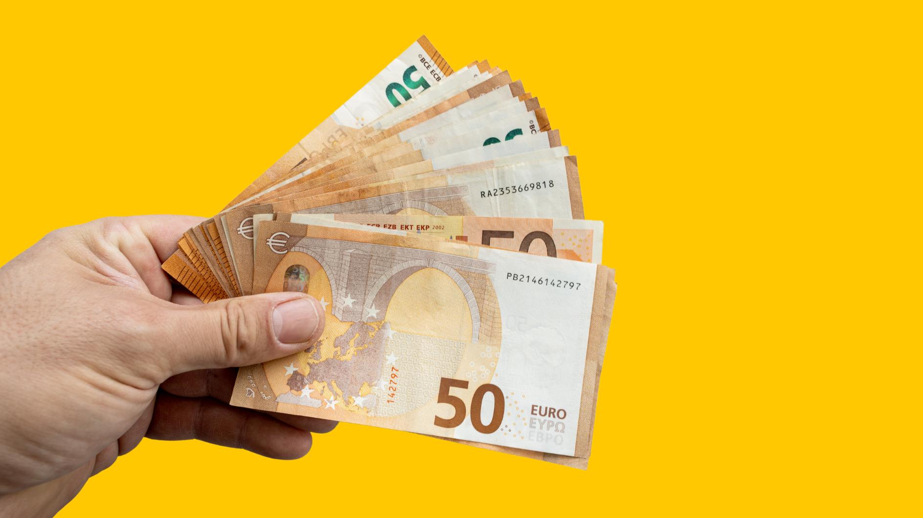Einkommen-nach-Alter-Wann-man-im-Schnitt-das-meiste-Geld-hat