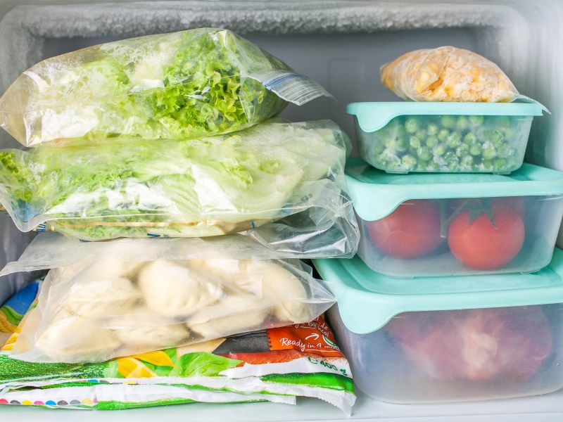 Dinge im Gefrierschrank eingefroren