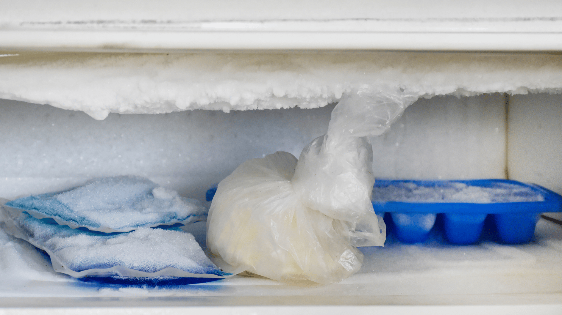 Gefrierschrank-3-simple-Hausmittel-halten-das-Gefrierfach-ewig-eisfrei