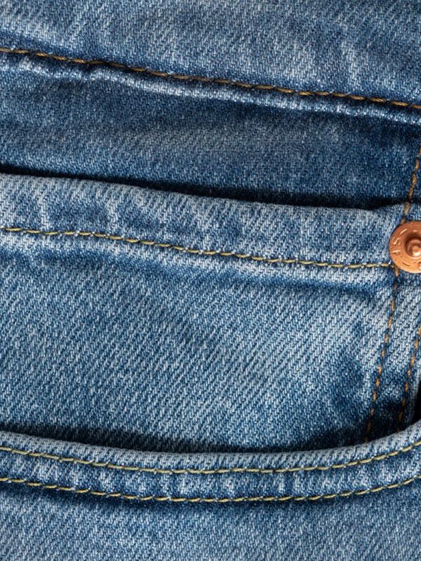 Wäsche: Kaum jemand weiß, wofür die kleinen Nieten an Jeans wirklich gut sind
