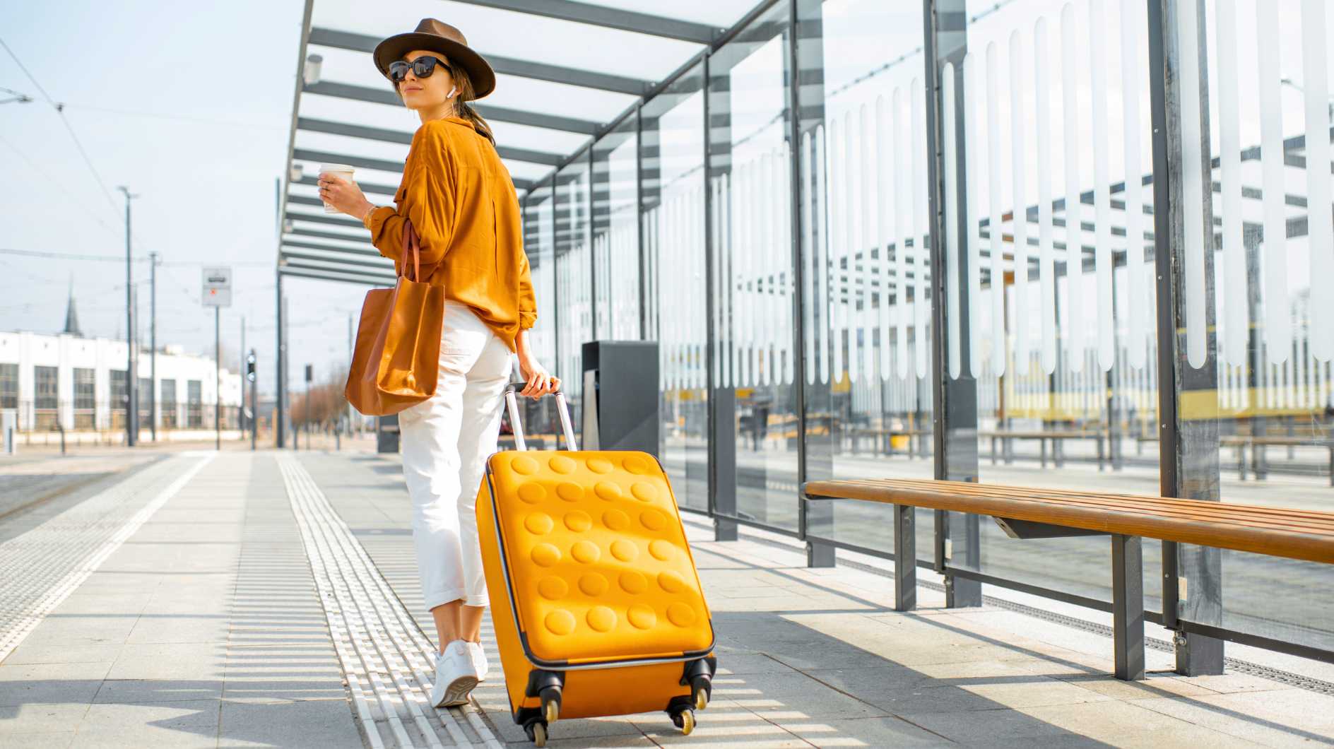 Flughafen-Wer-diese-Kleidungsst-cke-tr-gt-kommt-schneller-durch-die-Sicherheitskontrolle