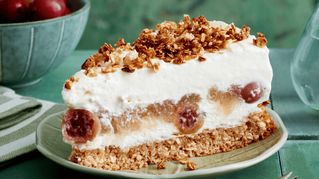 Landfrauen-Liebling: Himmlische Stachelbeer-Torte mit Frischkäse und Haferflocken